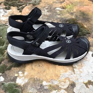 Women’s KEEN Rose Sandals Size 6 /36 in Black